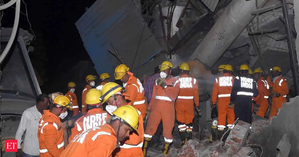 Factory building collapses in Ludhiana, 1 dead