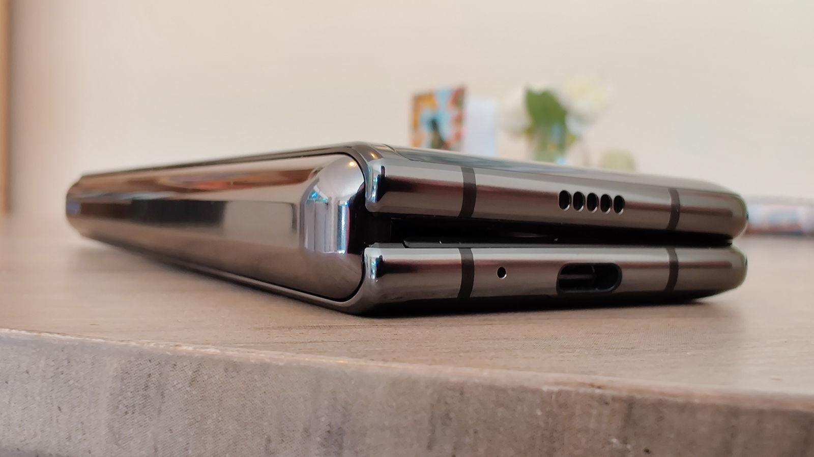 The folding iPhone’s killer feature might be a LiquidMetal hinge