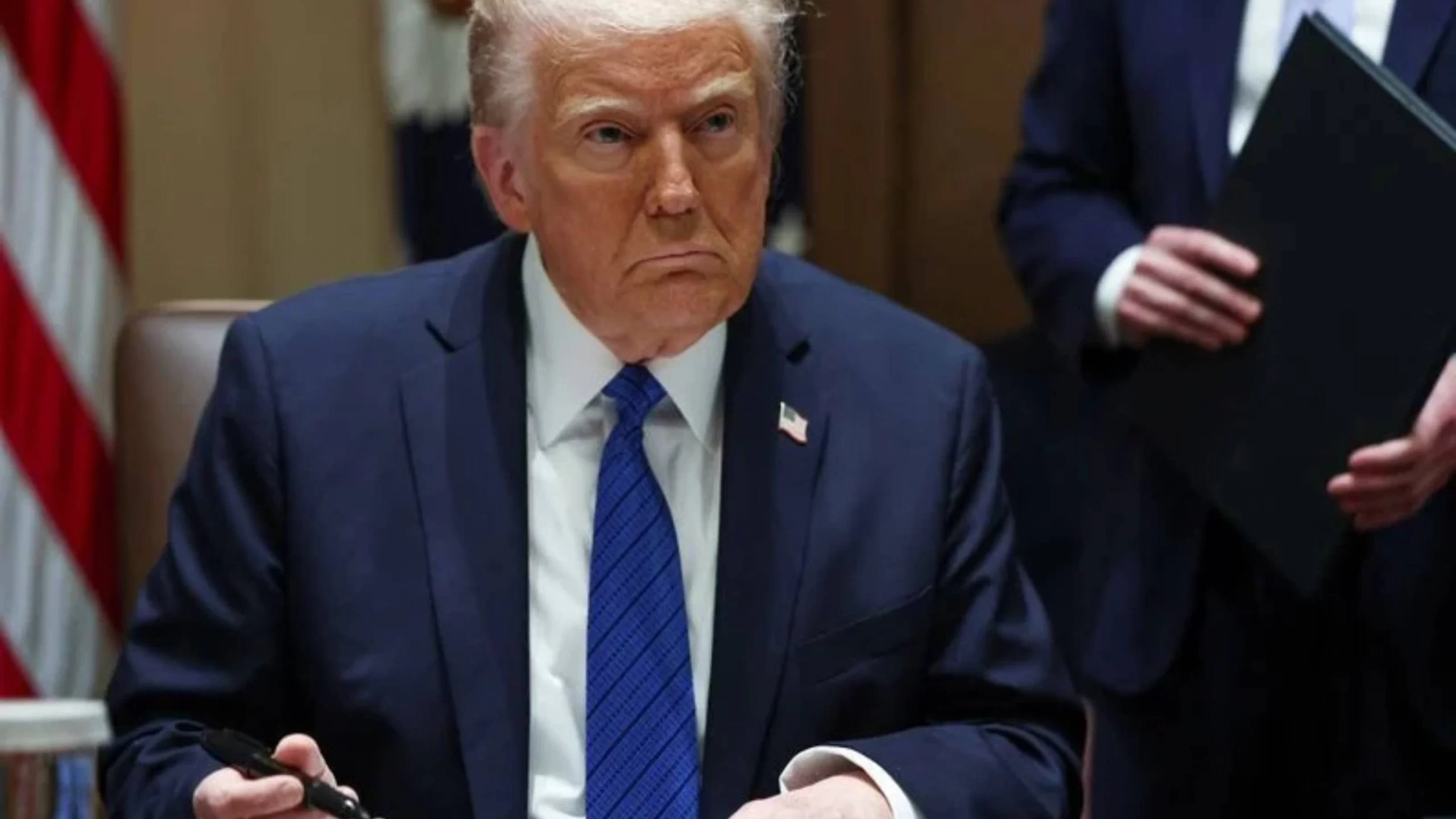 Massive Job Cuts: Trump Admin Slashes 10,000 HHS Positions to Save $1.8 Billion Annually