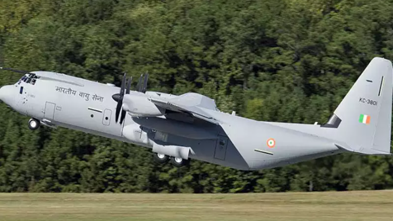इंडियन एयरफोर्स के विमान पर हवा में उड़ान के दौरान साइबर अटैक, जानें क्या है पूरा मामला