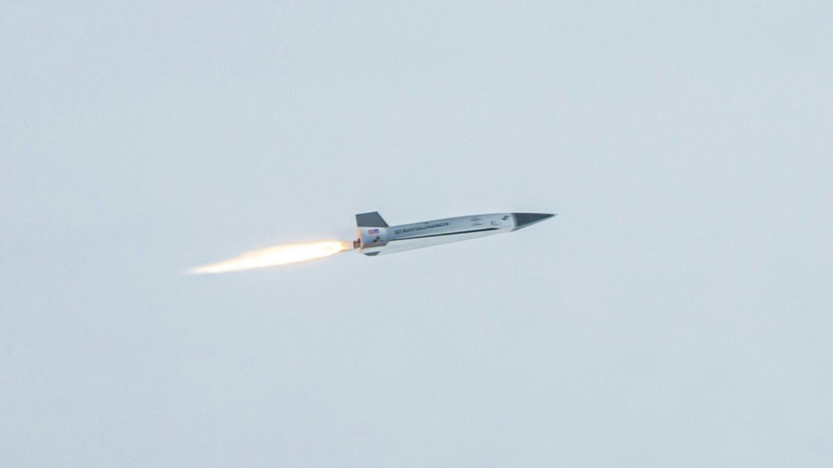 Stratolaunch’s Talon-A2 prototype goes hypersonic after dropping from world’s largest airplane (photos)