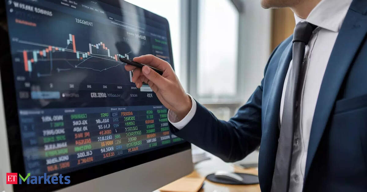 Why are retail investors betting on beaten-down stocks despite market weakness?