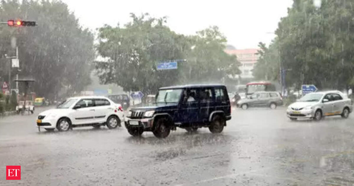 Heavy rains disrupt life in several parts of Karnataka, causing waterlogging, landslide