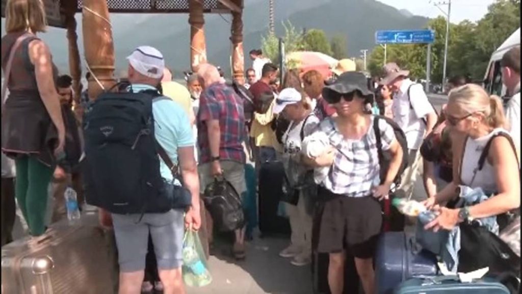 ‘Feel Very Safe Here’: Foreign Tourists Return to Jammu and Kashmir, Urge Others to Visit ‘Paradise’