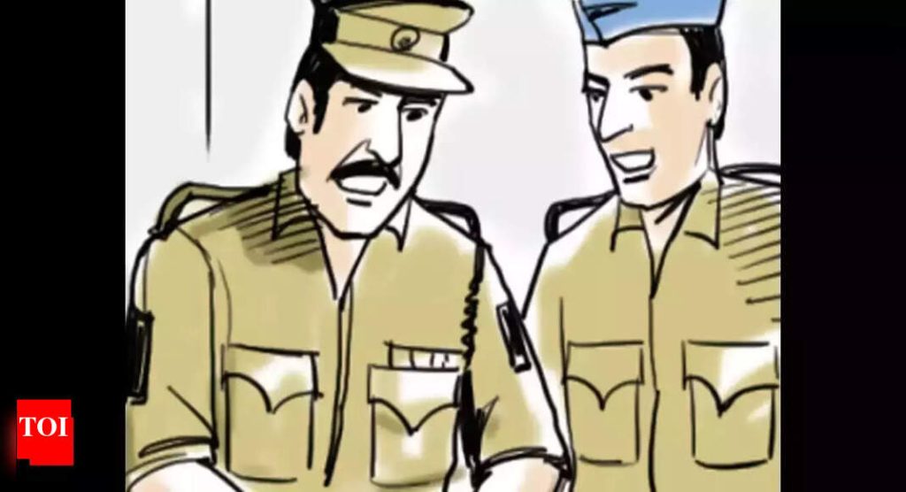 41-yr-old & 21-yr-old join UP police together: An ex-armyman & his son