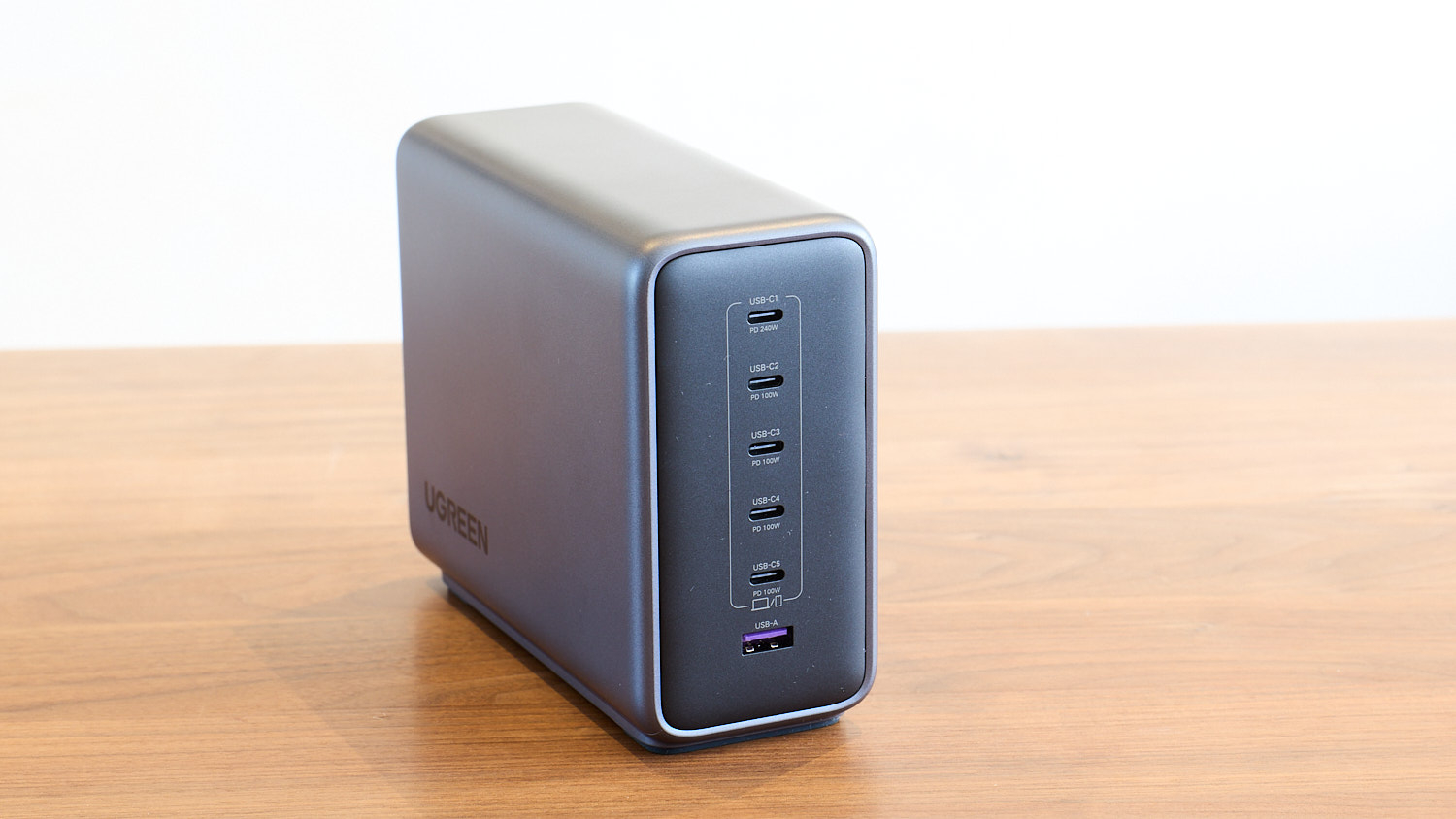 Ugreen Nexode 500W Desktop Charger review: so much power, so many ports