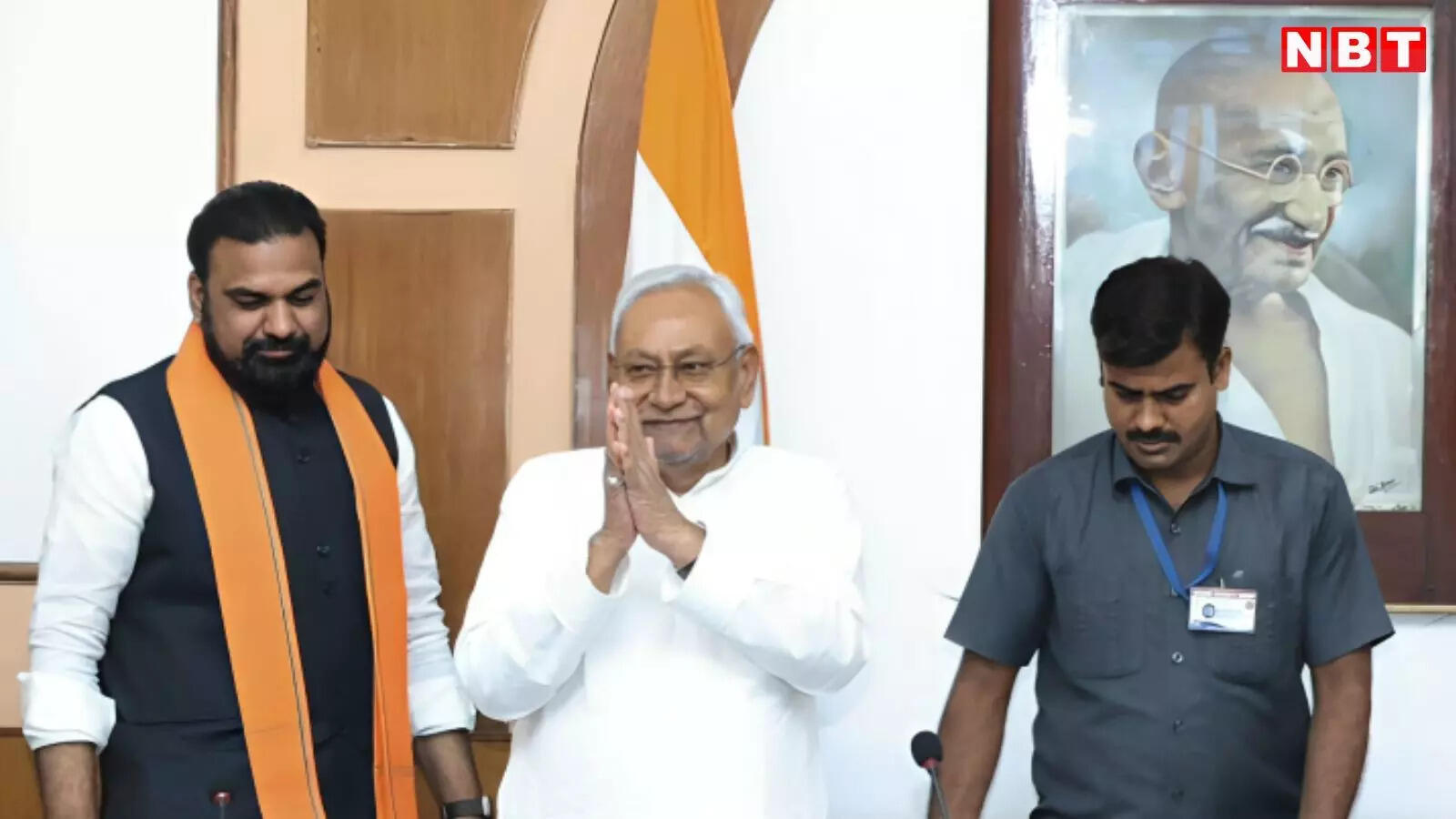बिहार चुनाव से पहले युवाओं पर मेहरबान हुए नीतीश, दे दिया इंटर्नशिप के लिए 6 हजार वाला तोहफा!