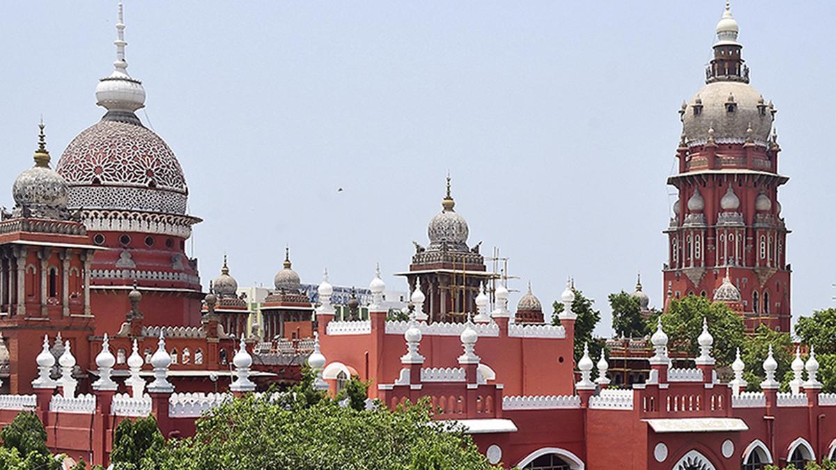 madras-high-court-dismisses-case-against-181-grounds-of-tn.-congress-committee-land-in-chennai