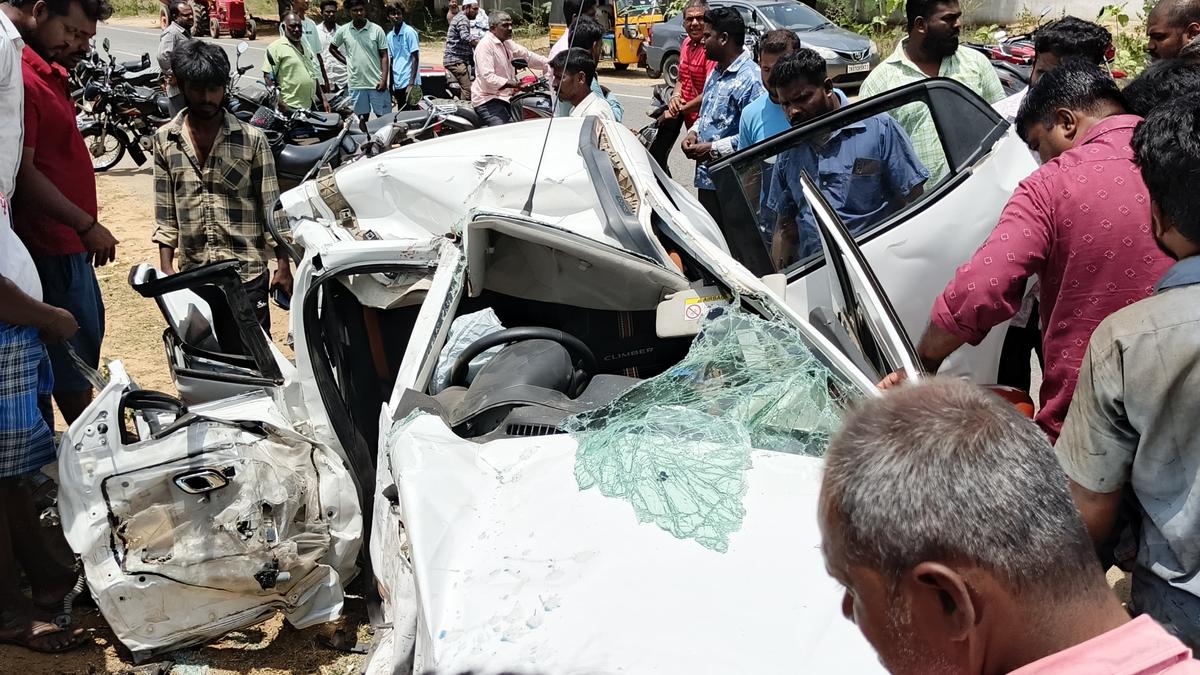 two-brothers-dead;-three-injured-in-a-road-accident-near-gudiyatham