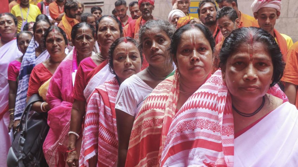 Over 7,500 Pilgrims Embark on Amarnath Yatra