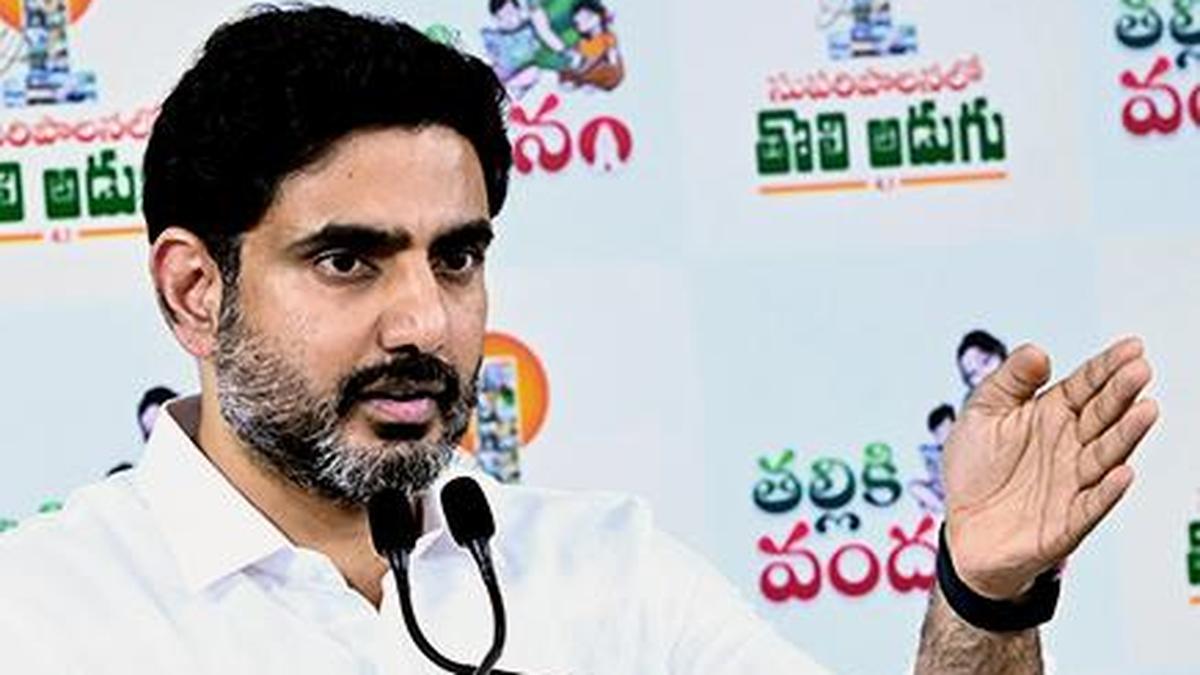 architecture-university-issue:-nara-lokesh-accuses-jagan-mohan-reddy-of-jeopardising-future-of-students