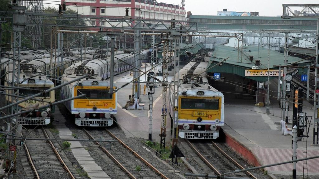Alert train driver averts accident in Sealdah division