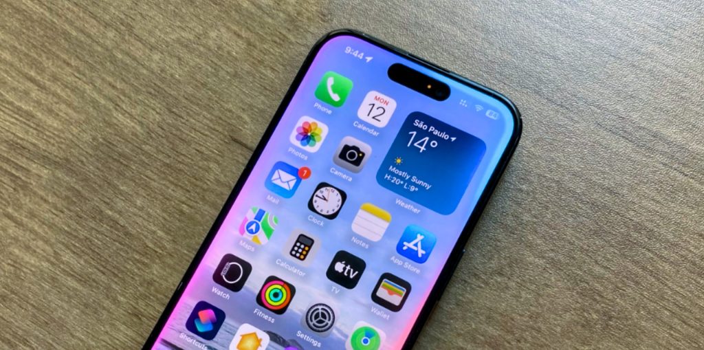 Siri could send money from a locked iPhone in the future