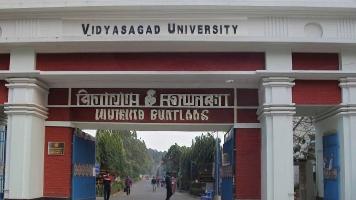 controversial-question-in-ba.-history-exam-in-west-bengal’s-vidyasagar-university-sparks-outrage