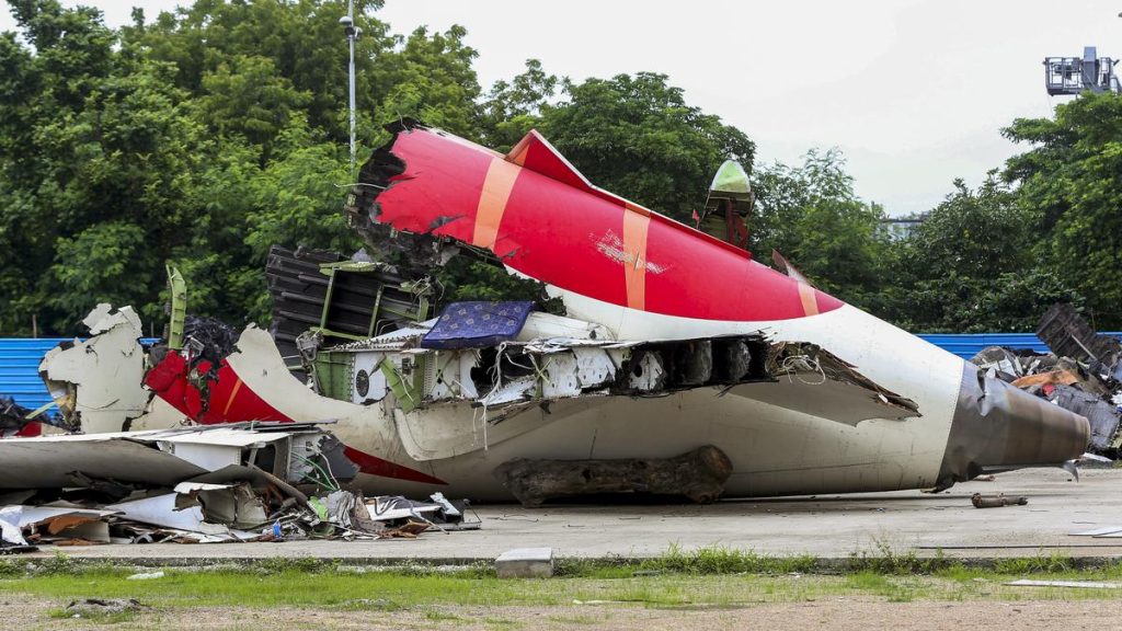 Air India to Review Preliminary Crash Report with Pilots