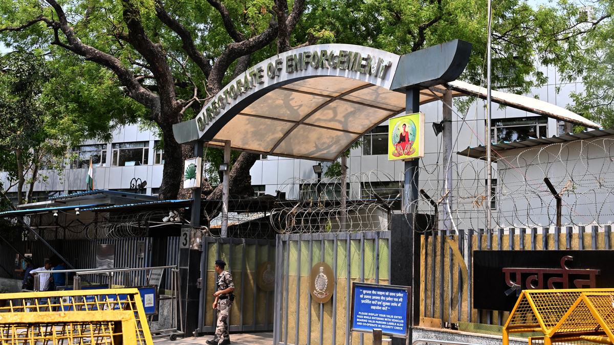 ed-arrests-2-in-money-laundering-case-against-sahara-group