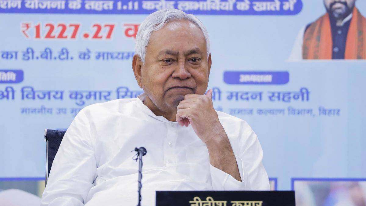 nitish-kumar-promises-jobs,-employment-for-one-crore-people-in-five-years