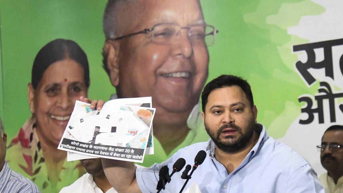 tejashwi-seeks-to-puncture-eci’s-claims-on-progress-in-bihar-sir