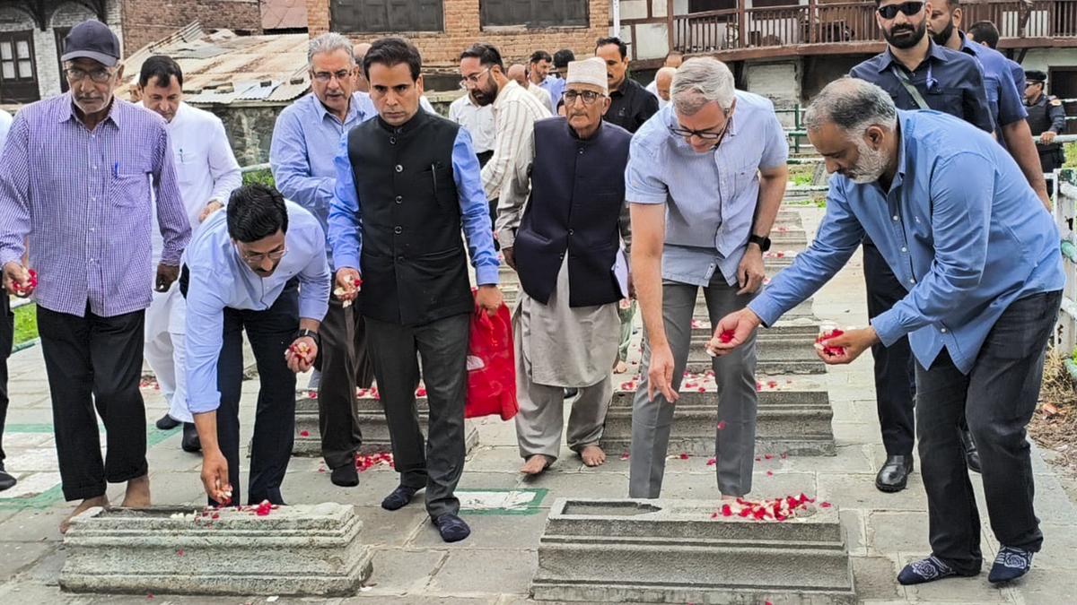 left-parties-slam-j&k-l-g-for-‘assault’-on-cm-omar-abdullah-in-srinagar