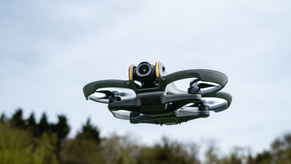 Fly DJI FPV drones like a pro with DJI’s motion controllers