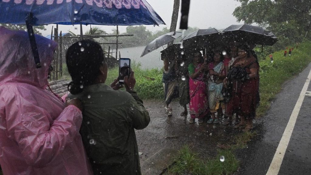 Government Flags Loopholes in MNREGA Digital Attendance System