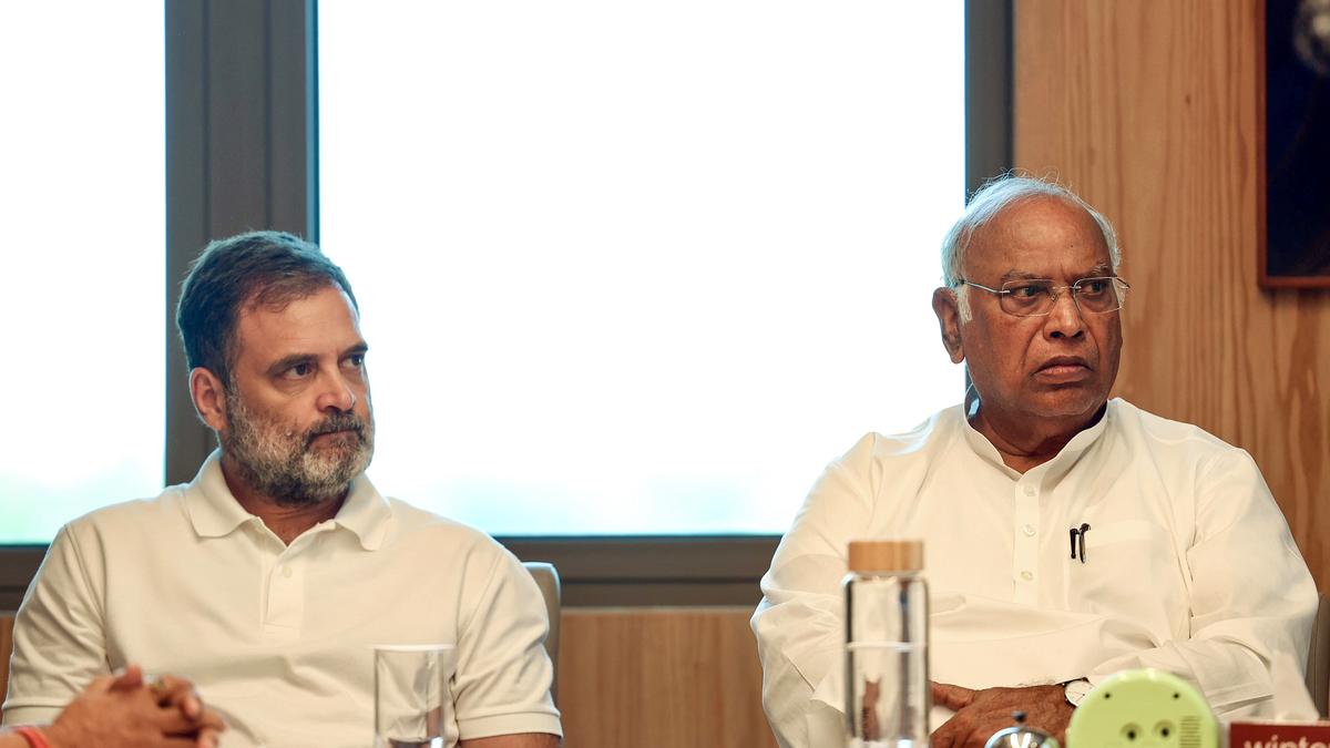 congress-urges-state-unit-to-launch-protest-against-sir-in-bihar 