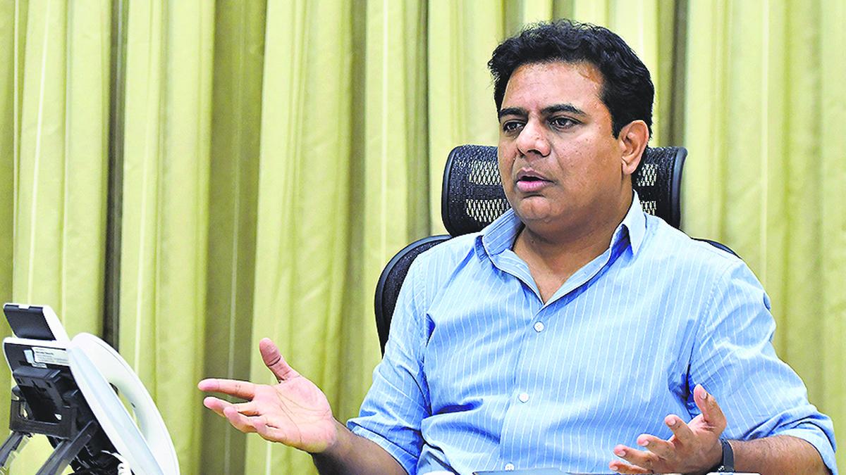 cm-responsible-for-food-poisoning,-student-deaths-in-residential-schools,-alleges-ktr
