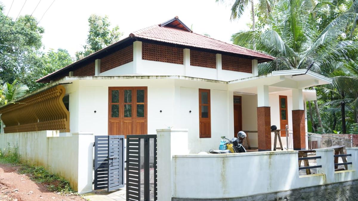 memorial-for-mani-madhava-chakyar-comes-up-at-his-birthplace-in-kozhikode