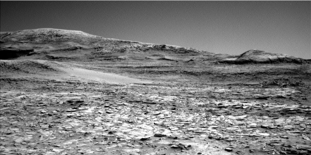 Curiosity Blog, Sols 4597-4599: Wide Open Spaces