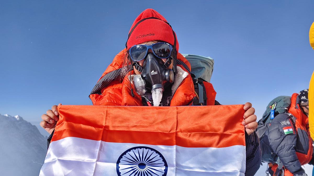 rifiness-warjri-becomes-meghalaya’s-youngest-person-to-conquer-mt-everest,-aims-for-seven-summits