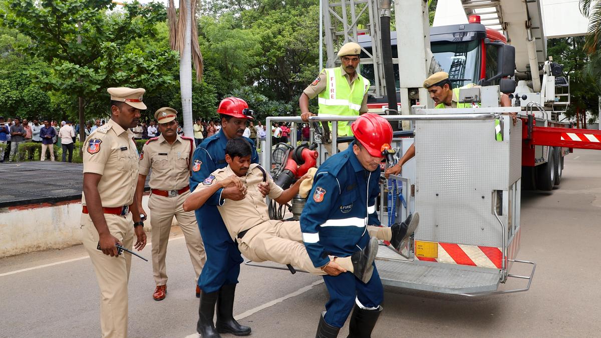 cyberabad-police-conduct-fire-mock-drill-to-boost-emergency-readiness