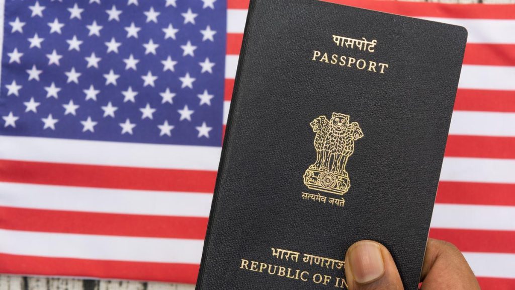 What does the August 2025 US Visa Bulletin mean for Indian applicants?