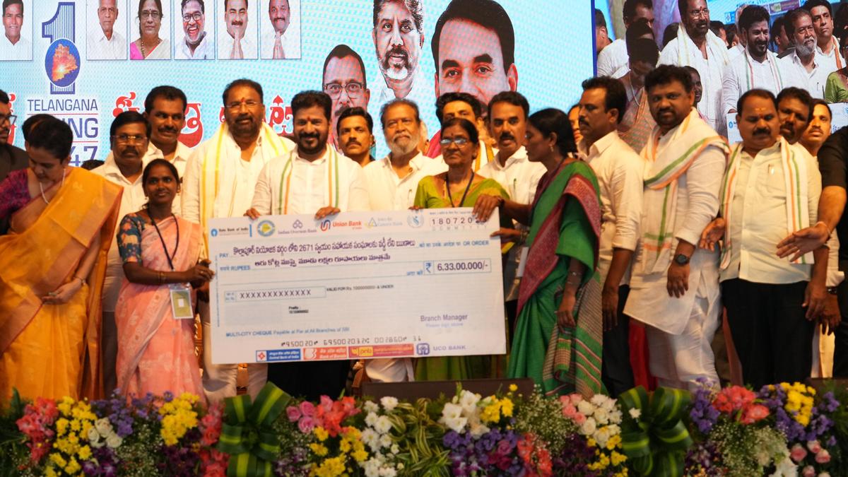revanth-asks-naidu-to-stop-rayalaseema-lip,-not-come-in-the-way-of-palamuru-rr-project