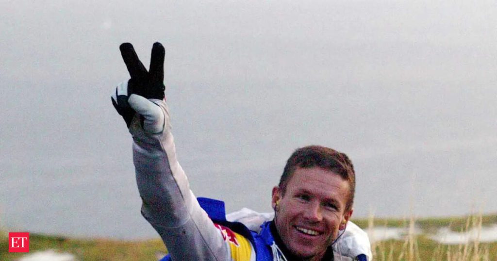 Who was Felix Baumgartner, the skydiver who broke the sound barrier, and what caused his sudden death in Italy?