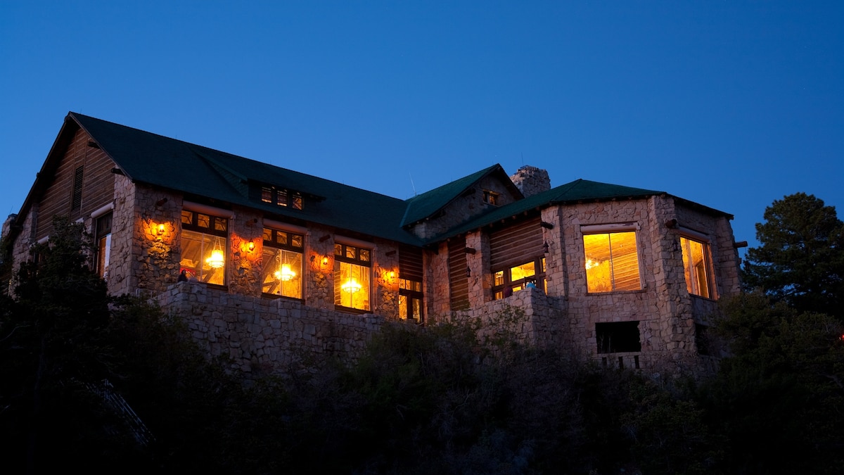 The best summers of my life were spent at the Grand Canyon Lodge. Now it’s gone.