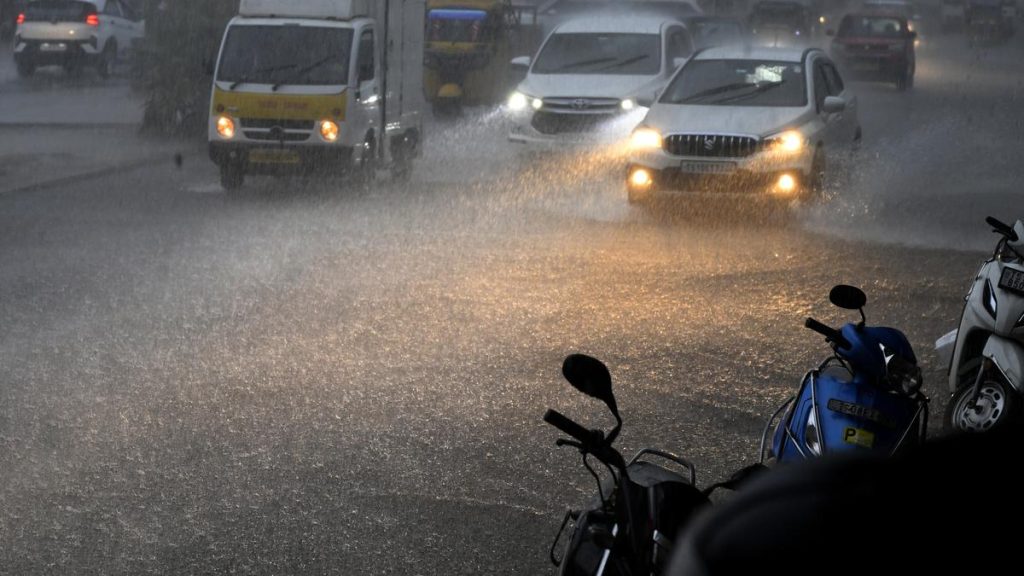 Telangana | Third highest rainfall recorded in Kukatpally circle; thundershowers likely in Hyderabad on Saturday evening or night
