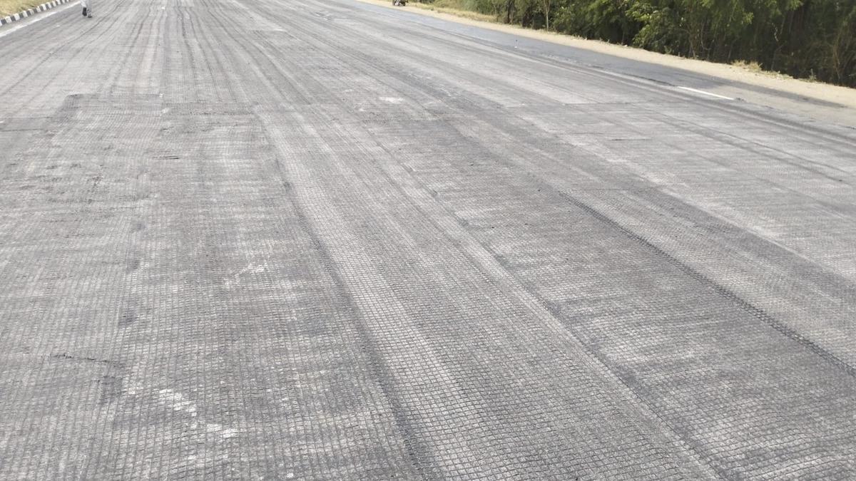 nhai-tests-‘glass-grid’-technology-to-prevent-cracks-on-chennai-bengaluru-highway