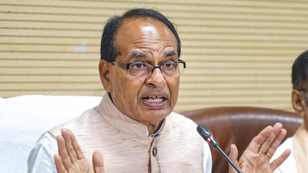 Chouhan Sets Goal to Empower 2 Crore 'Lakhpati Didis' by August 15