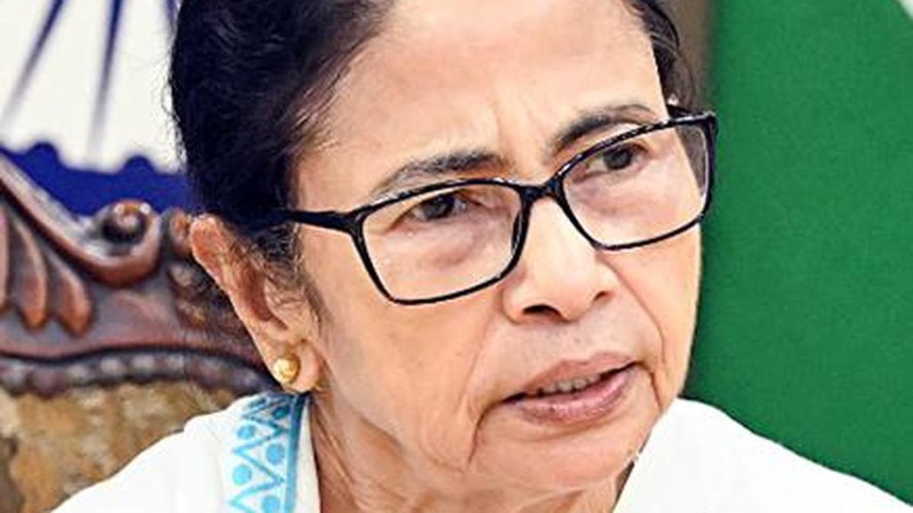 Trinamool Congress Rallies for Bengali Pride on Martyrs' Day Amid Migrant Debate
