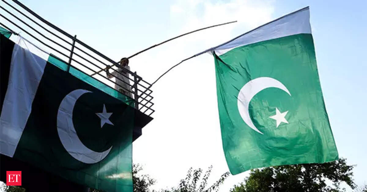 Pakistan: Billions wasted on joggers, ice, socks as audit lifts financial irregularities in law enforcement purchases