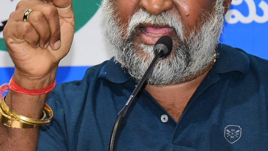 Who sent police to bedrooms of leaders, Revanth or KCR: Jagga Reddy asks KTR to instrospect