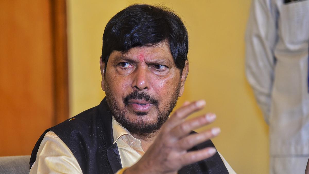 no-plan-to-scrap-post-matric-scholarship-for-st/sc-students:-centre