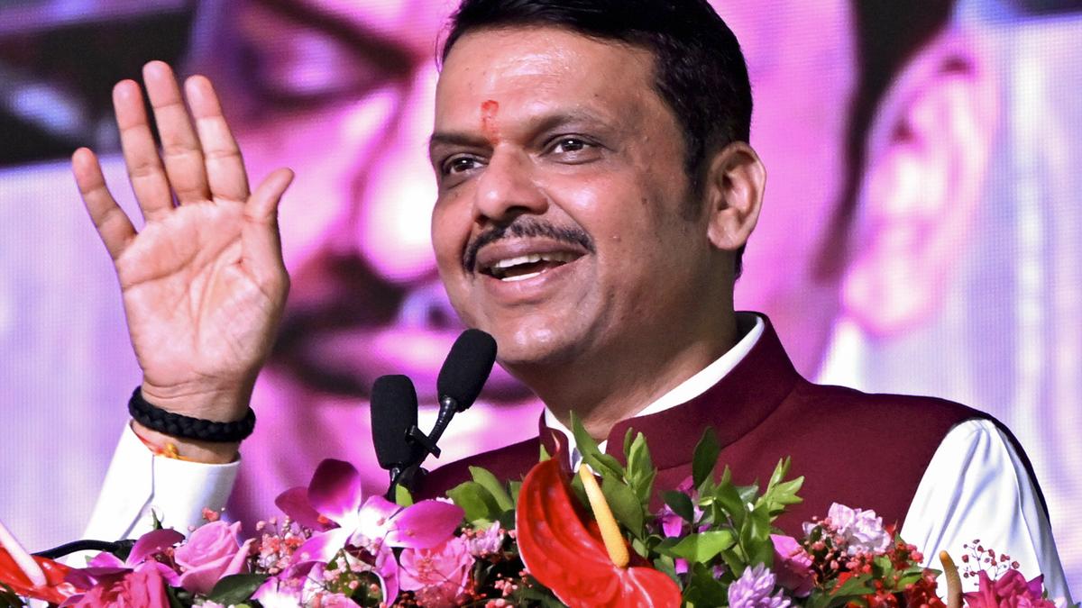 ‘urban-naxals’-with-overseas-funding-are-stalling-development-projects-in-maharashtra,-says-devendra-fadnavis