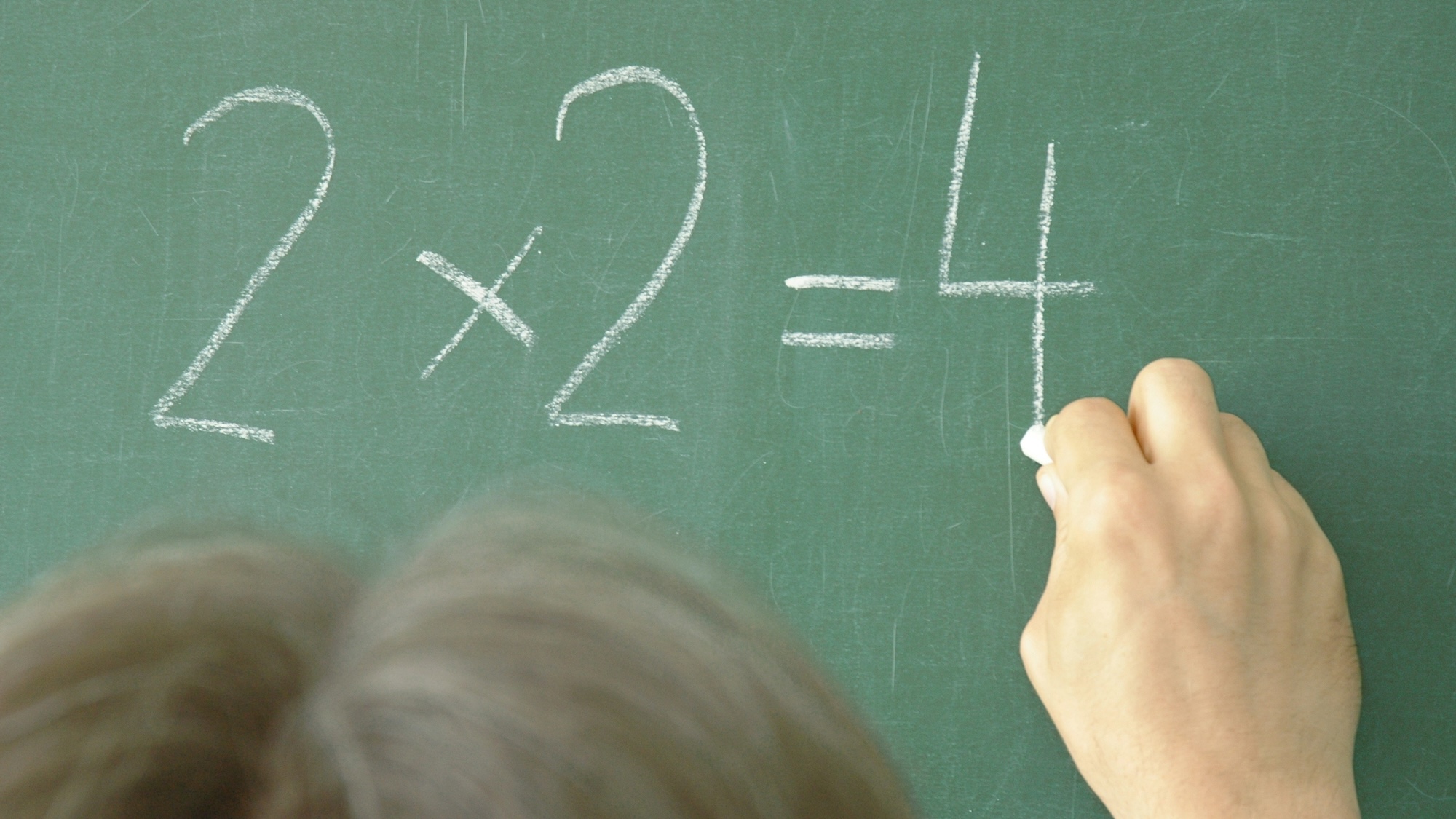 Human teens beat AI at an international math competition