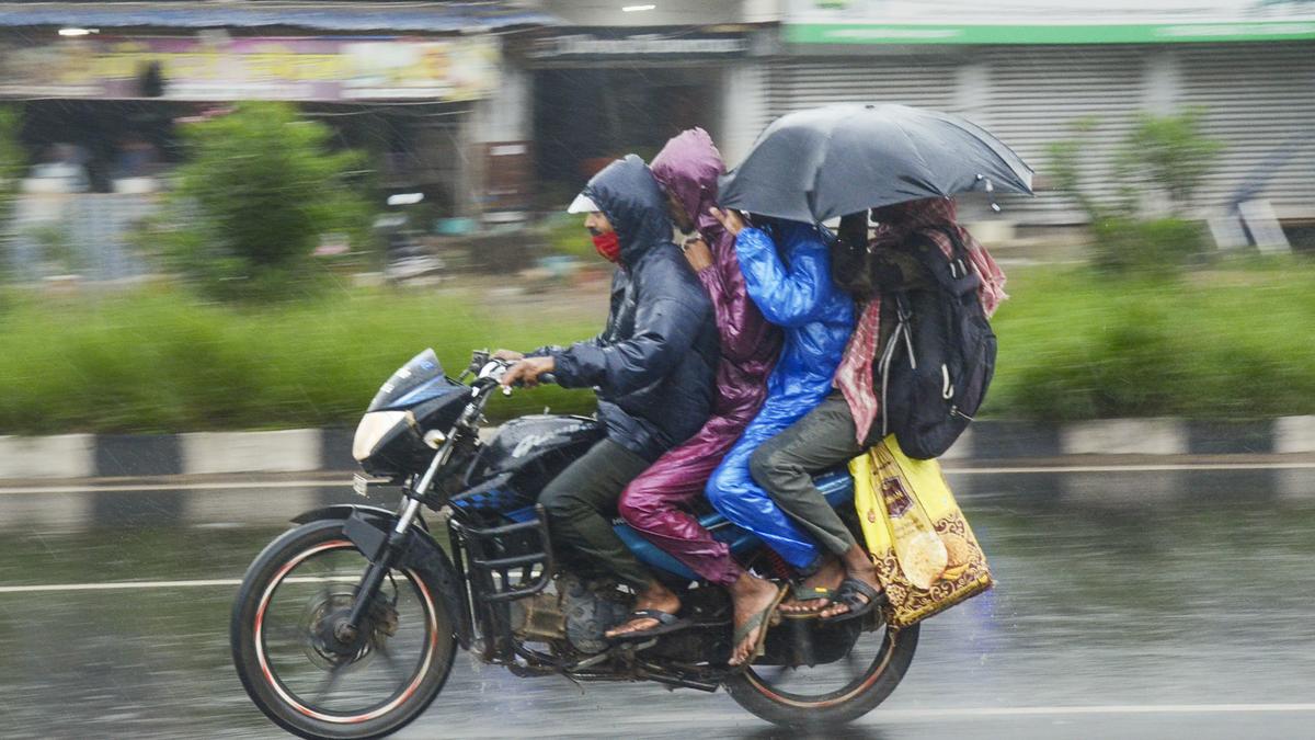 imd-predicts-heavy-rainfall-in-jharkhand-over-next-2-days