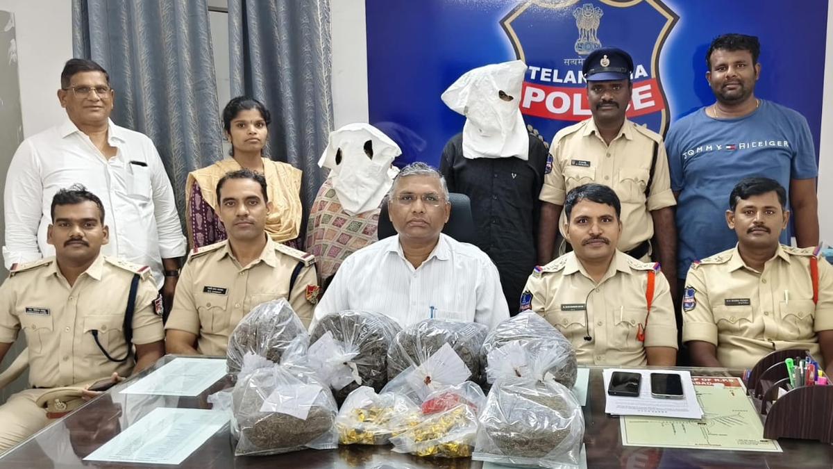 two-arrested-with-drugs-worth-over-₹6.2-lakh-at-secunderabad-railway-station