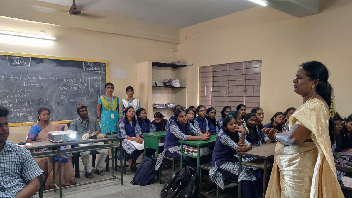 muttam-govt.-school-gets-smart-classroom-to-promote-fisheries-education