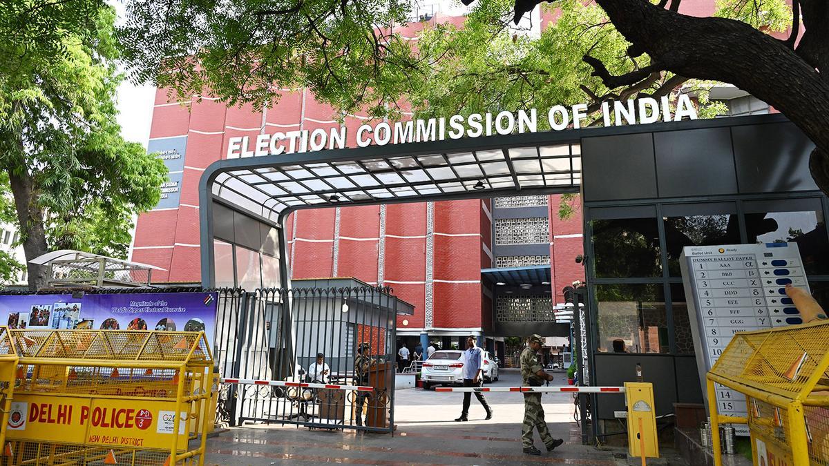 defending-need-for-sir-in-the-supreme-court,-election-commission-cites-parties’-complaints-about-voter-list-errors
