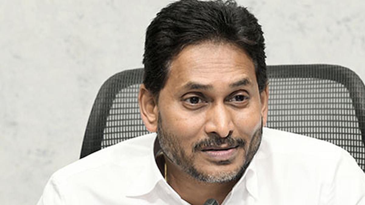 ysrcp-president-jagan-mohan-reddy-meets-governor