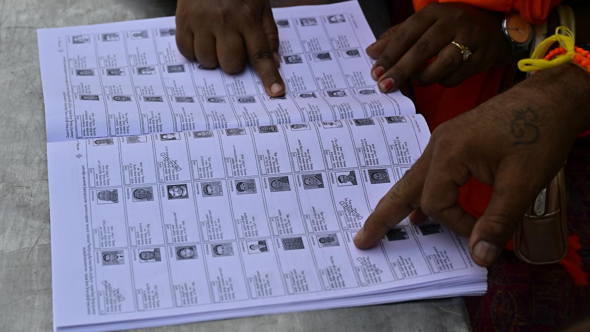 cs-instructs-officials-not-to-appoint-teachers-to-revise-voters’-list
